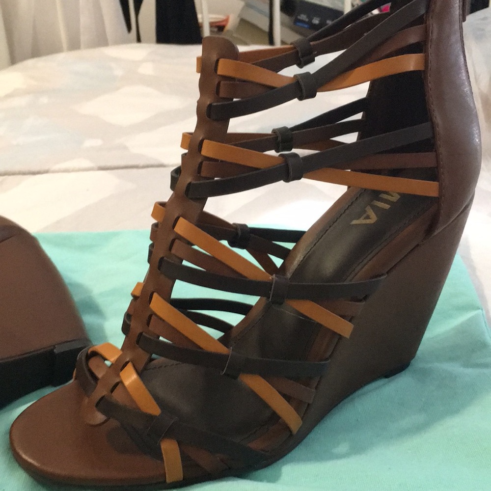 MIA brown wedges - Size 8.5